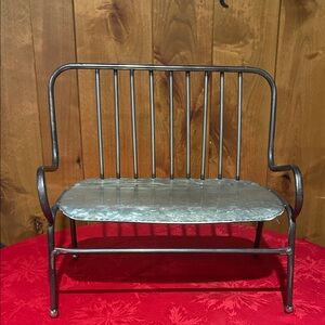 NWT Metallic Miniature Doll Benchmark 15”